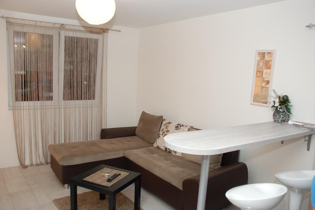 Franstal Apartments Belgrade Room photo